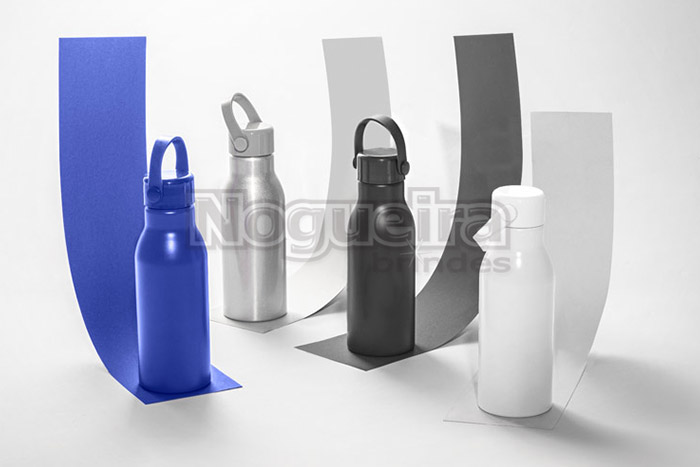 Squeeze Alumínio Reciclado 700ml com Acabamento Fosco e Alça Personalizado