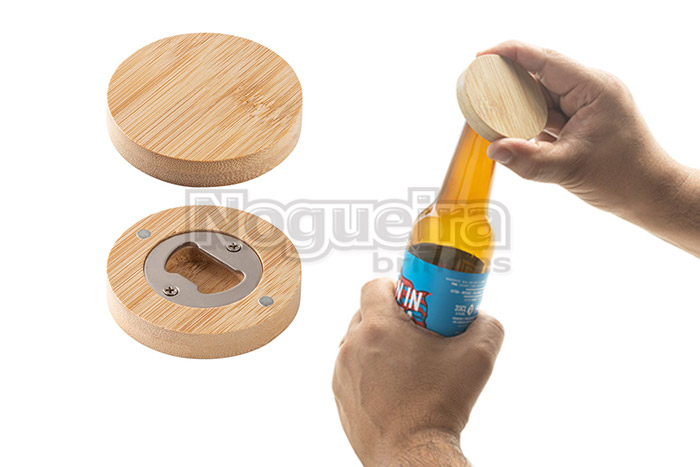 Abridor de Garrafas com Porta Copo Personalizado